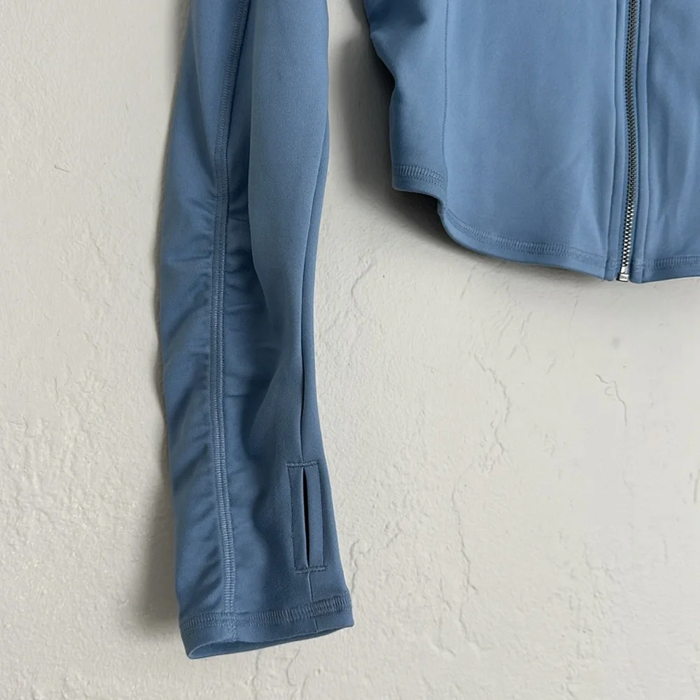 🪁 Gilly Hicks Active Zip up - Picture 3 of 6